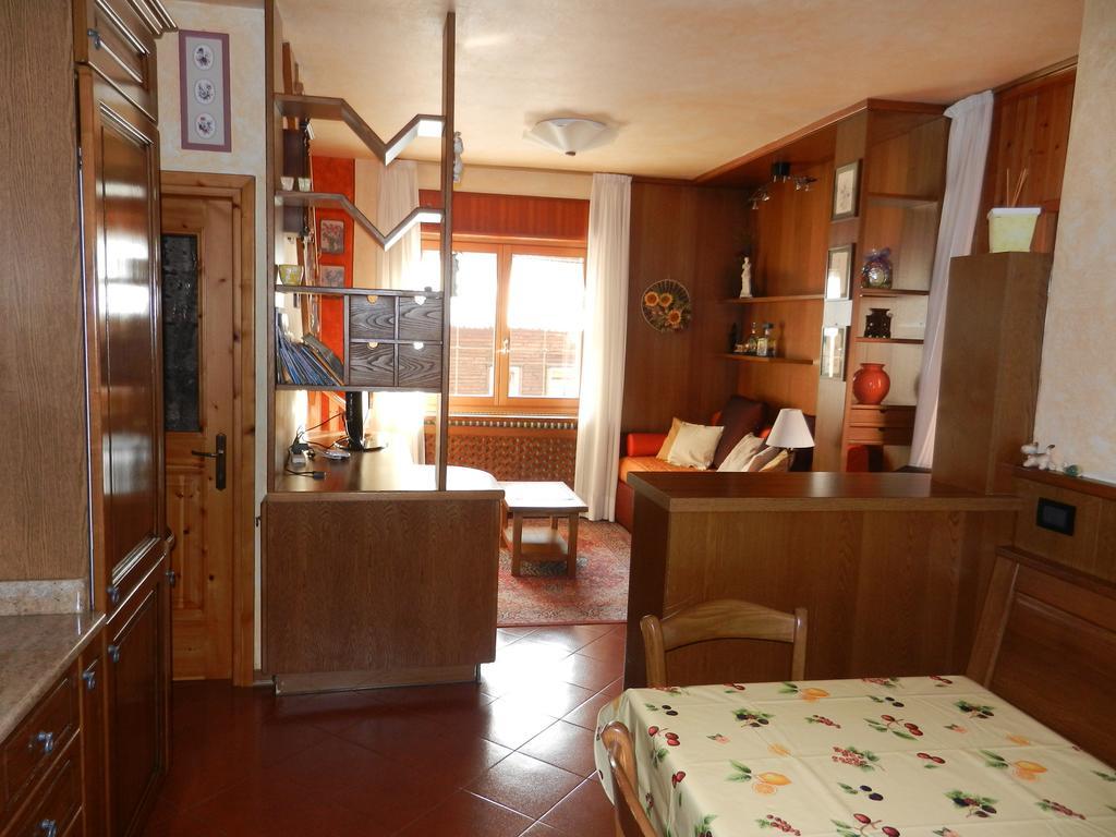 Apartament Casa Elda Isolaccia Pokój zdjęcie